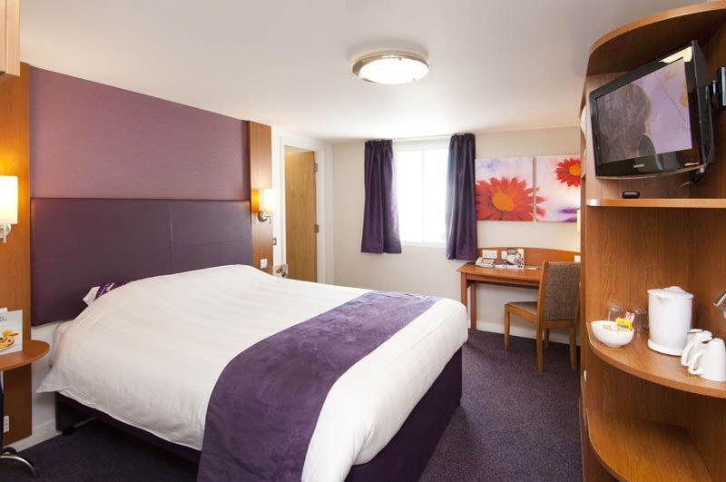 Premier Inn Chorley North Esterno foto