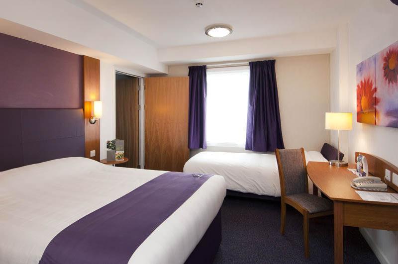 Premier Inn Chorley North Esterno foto